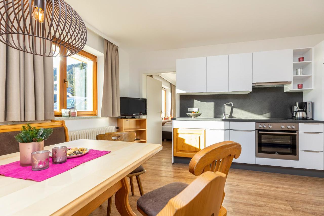 Herzerl-Chalet Appartements Flachau Ngoại thất bức ảnh