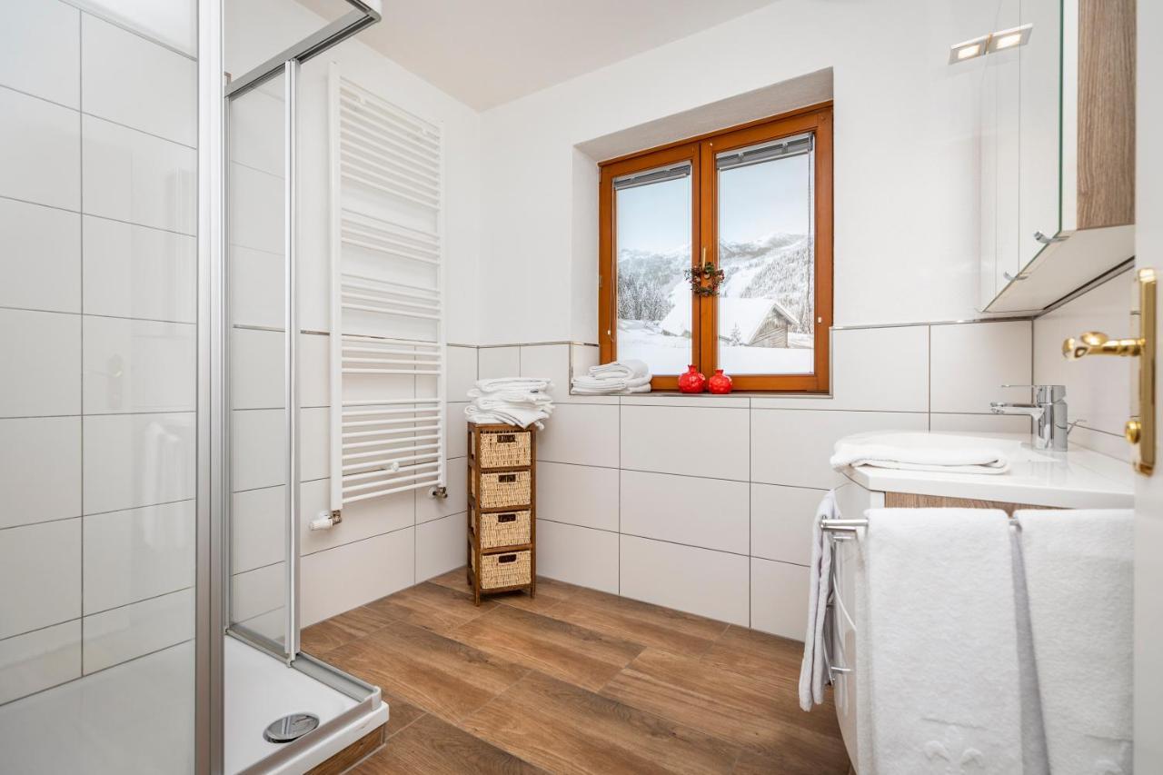 Herzerl-Chalet Appartements Flachau Ngoại thất bức ảnh